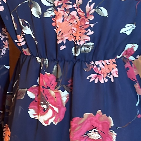 Blue and floral Dress Size Small - Picture 8 of 9